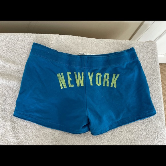 COPY - Matching NYC t-shirt and shorts set - Picture 3 of 7